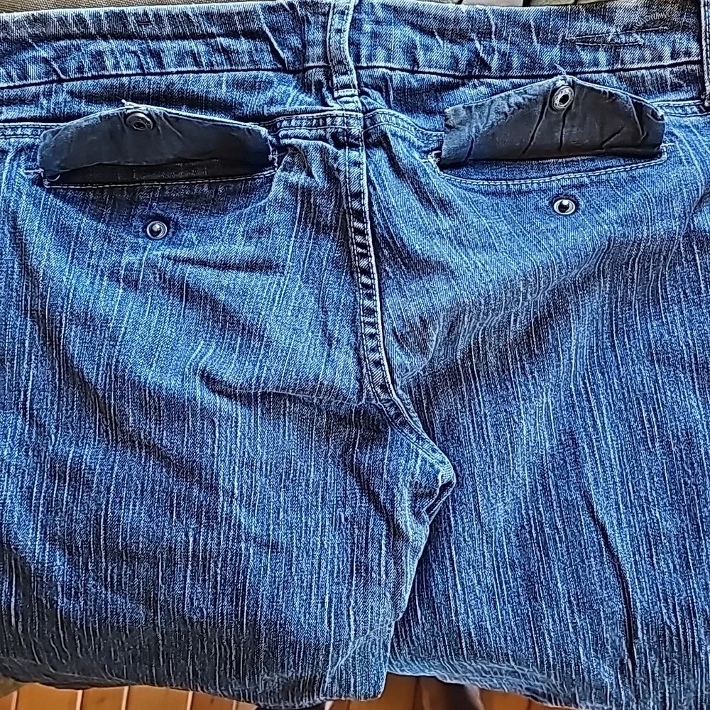 American Eagle size 13 bootcut jeans 👖 - Picture 3 of 5